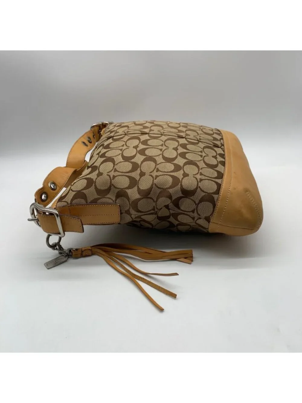 Coach Beige Vintage Y2K Signature Canvas Slim Shoulder Bag-9349